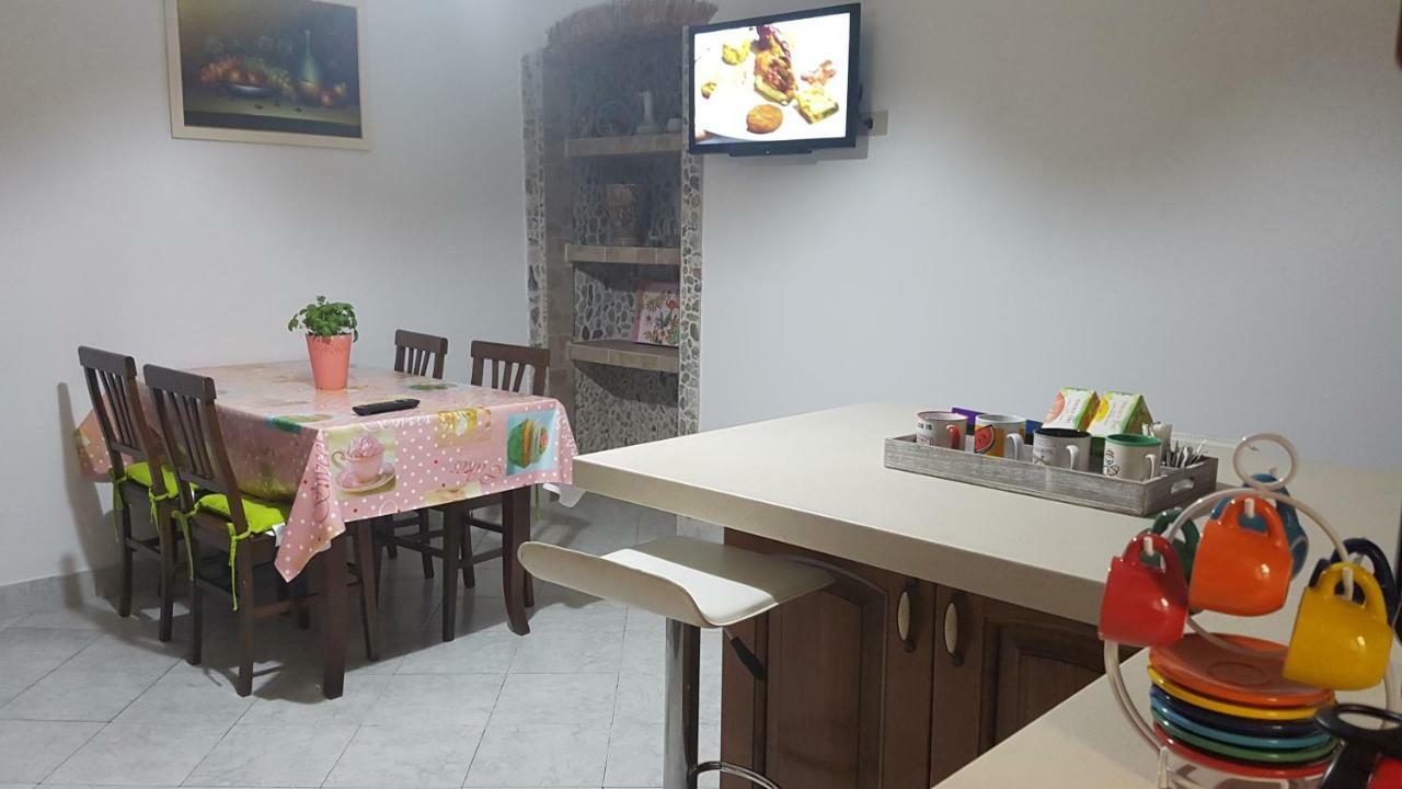 Appuntamento Al Porto Villa Savona Buitenkant foto