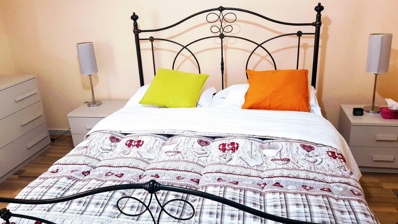Appuntamento Al Porto Villa Savona Buitenkant foto
